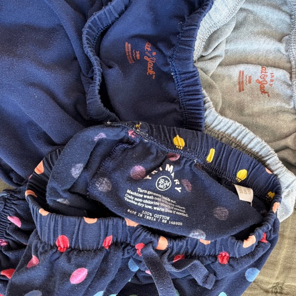 Lot of 3 toddler bubble shorts, 24mo size, used - Picture 10 of 10